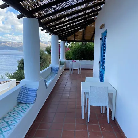 Eolian House Cielo - Unforgettable Sunsets San Salvatore (Messina)