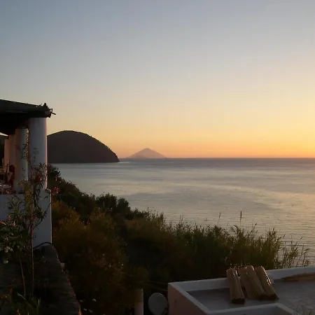 Eolian House Cielo - Unforgettable Sunsets * San Salvatore (Messina)